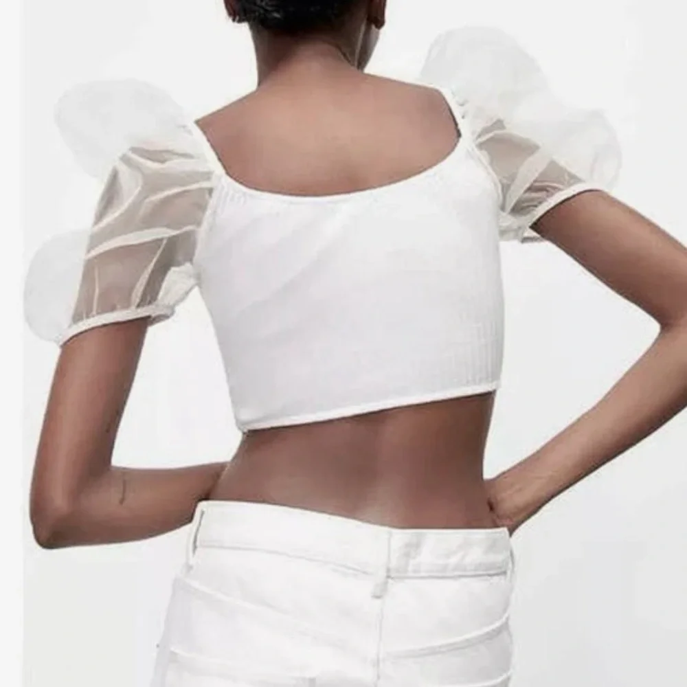 Zara White Puff Sleeve Cropped Blouse